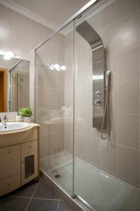 Modern 3Br Apt W/ Lg Terrace, Bbq, Ac & Parking Tavira Exterior foto