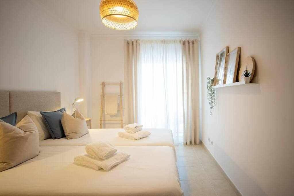 Modern 3Br Apt W/ Lg Terrace, Bbq, Ac & Parking Tavira Exterior foto
